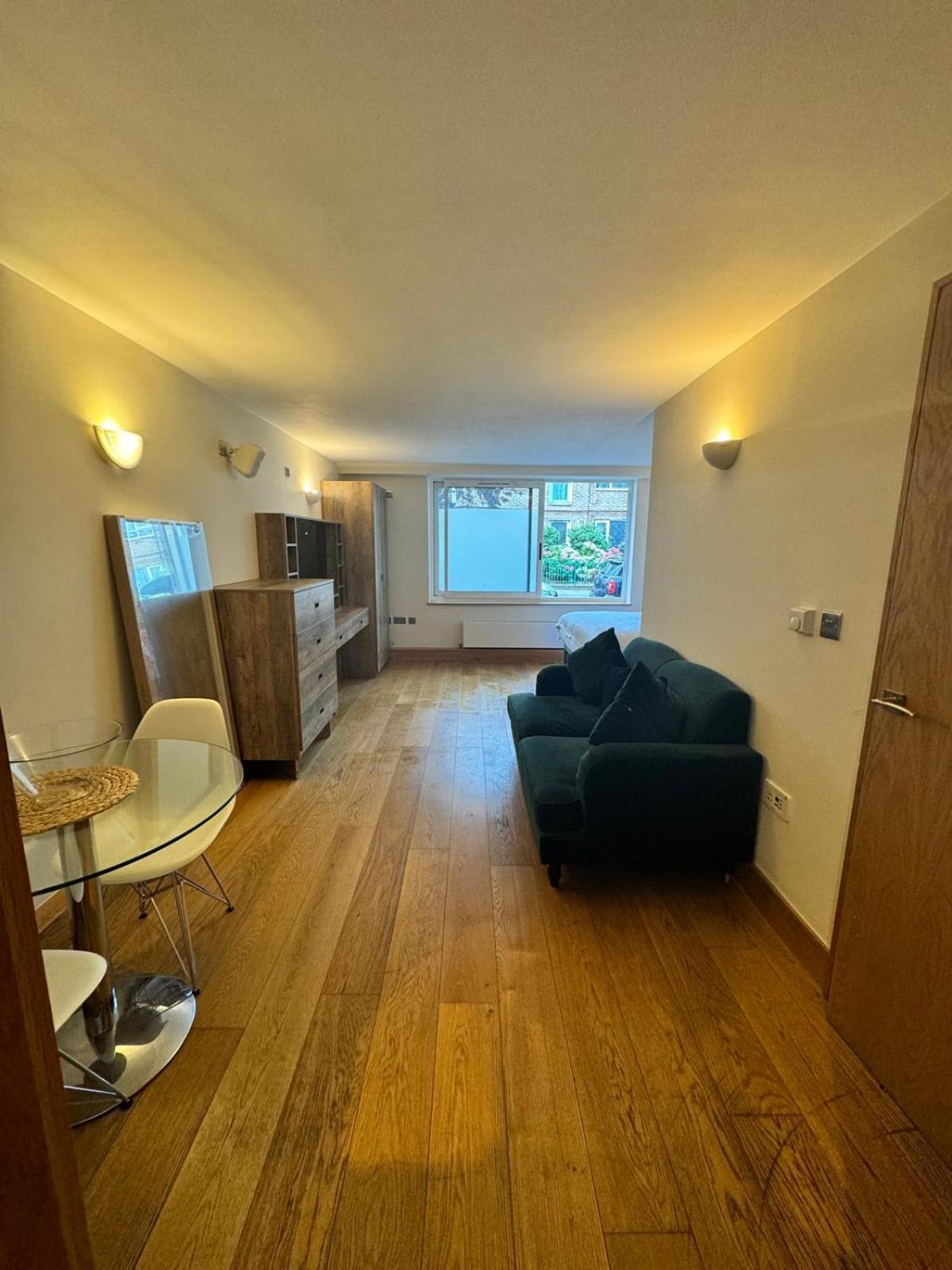 ロンドンWestwood Houseアパートメント エクステリア 写真