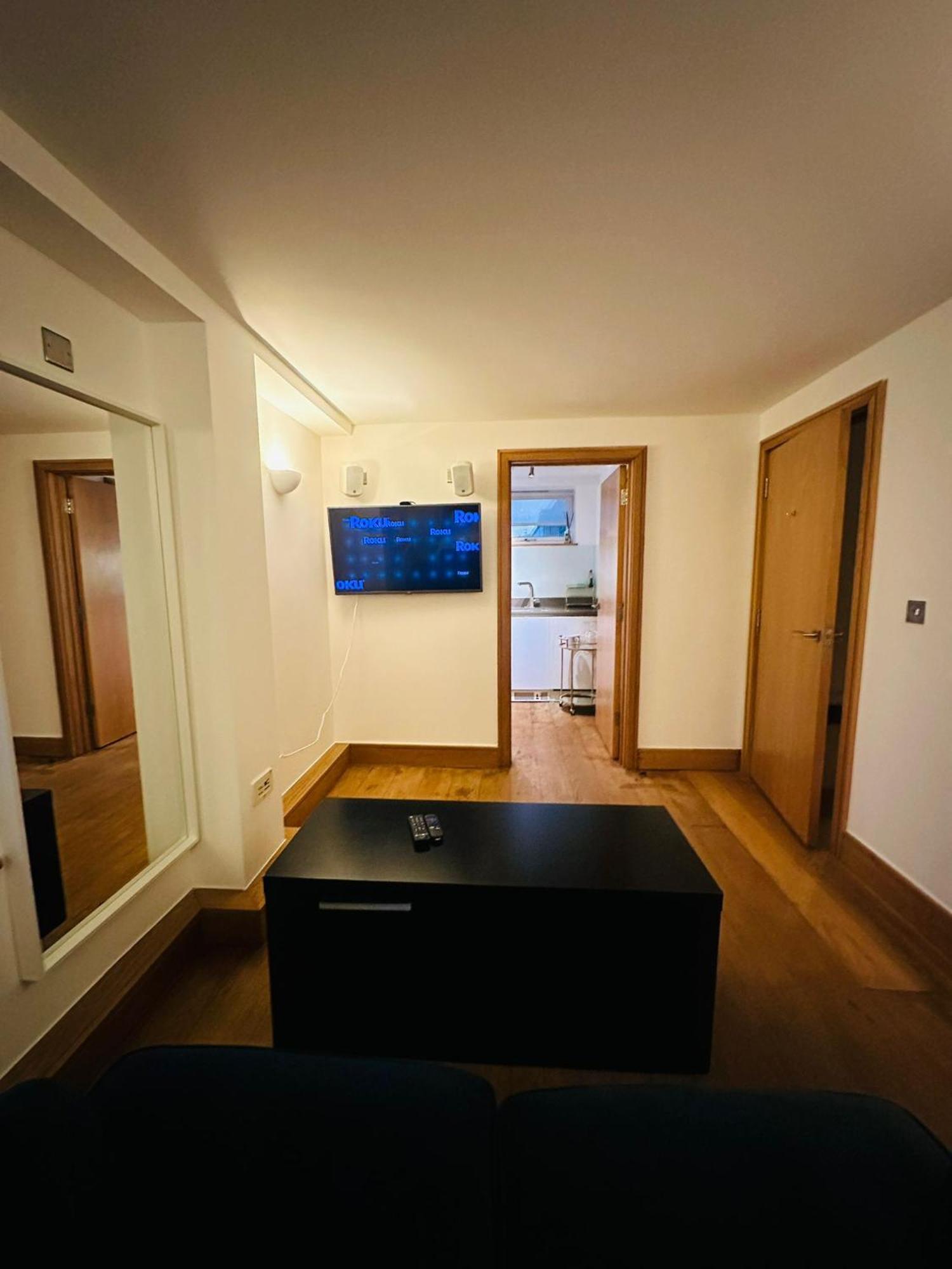 ロンドンWestwood Houseアパートメント エクステリア 写真